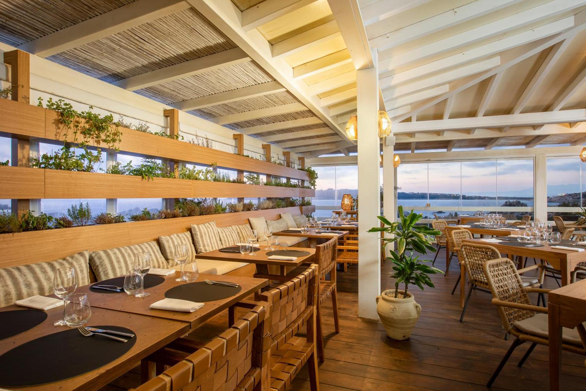 Hotel Mangia'S Santa Teresa Sardinia, Curio Collection By Hilton Santa Teresa di Gallura Esterno foto