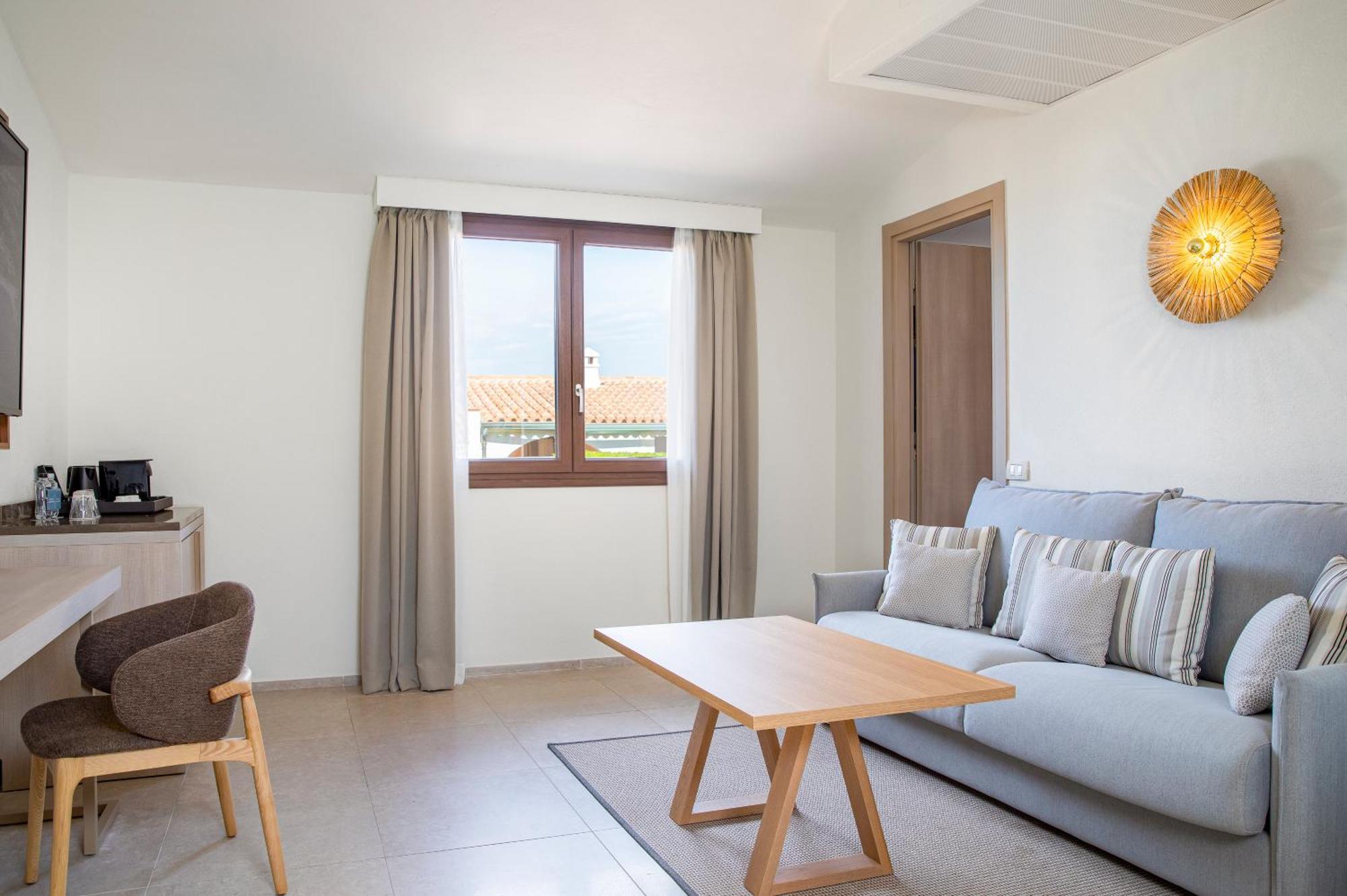 Hotel Mangia'S Santa Teresa Sardinia, Curio Collection By Hilton Santa Teresa di Gallura Esterno foto